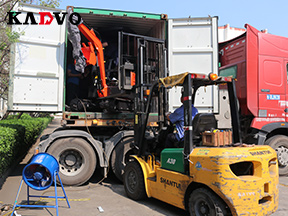 凱迪沃重工一批遙控挖掘機(jī)出口德國