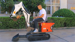 KV08小型挖掘機(jī)推雪鏟操作視頻 KV08小型挖掘機(jī)推雪鏟操作視頻