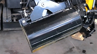 小型挖掘機(jī)傾斜鏟斗視頻 小型挖掘機(jī)傾斜鏟斗視頻