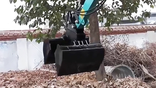 小型挖掘機(jī)貝殼斗視頻 小型挖掘機(jī)貝殼斗視頻